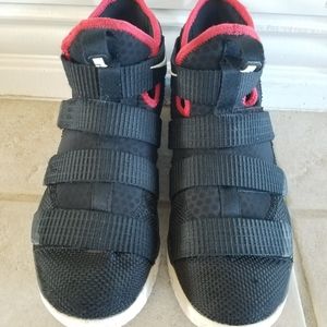 Nike Lebron Soldier 11s